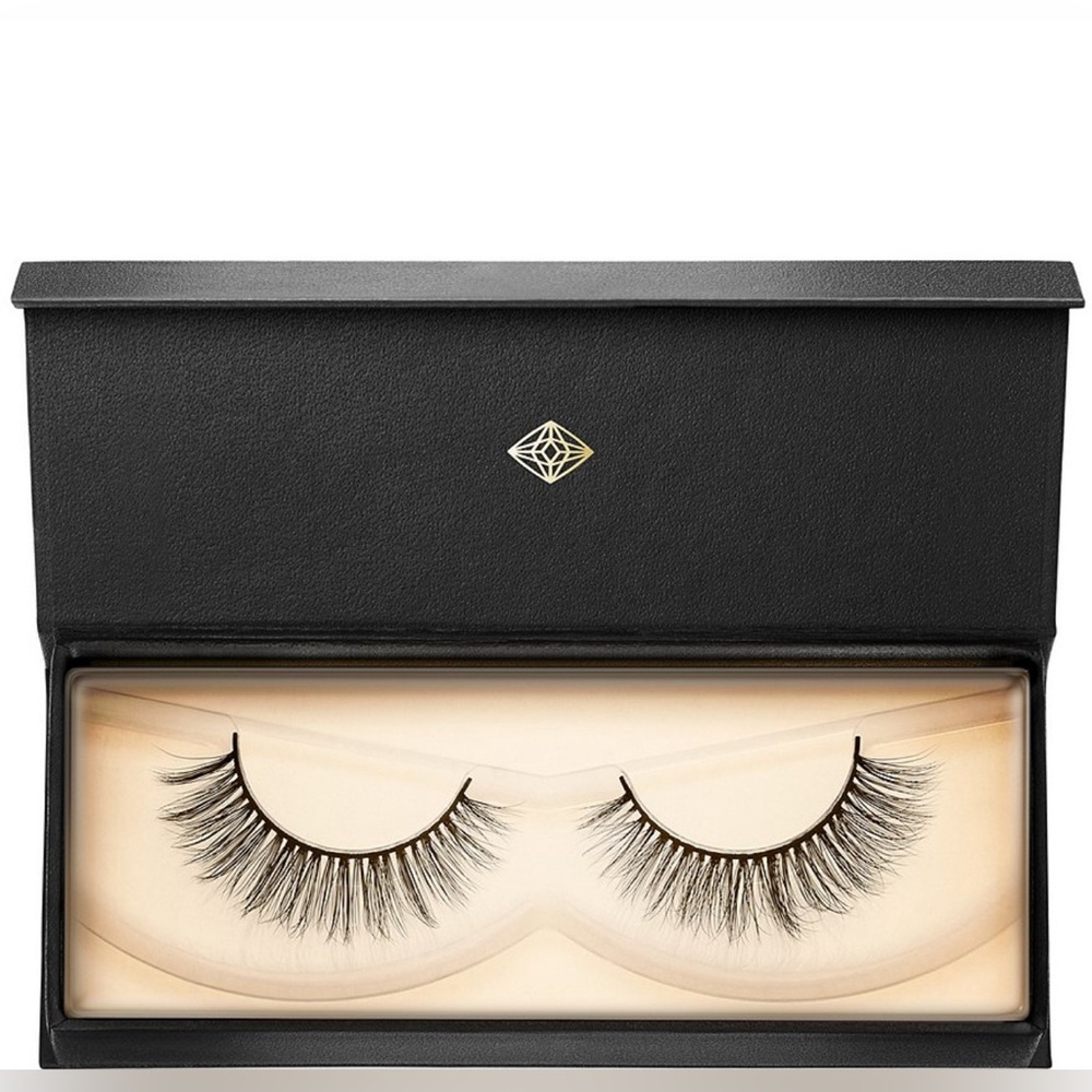 New! Lash Star Luxury Lashes 007